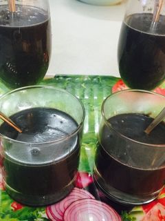 Hình của món Chè đậu nành mè đen và hạt trân châu.