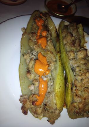 Una foto de Calabacín relleno de carne olla GM g Deluxe