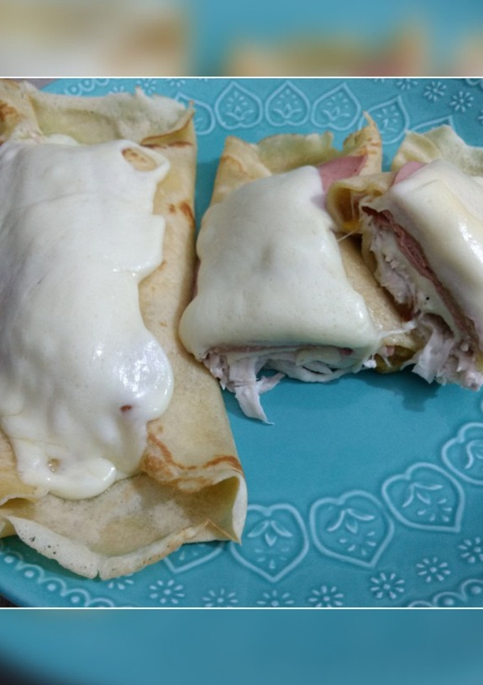 Una foto de Creppes con Pollo y Queso