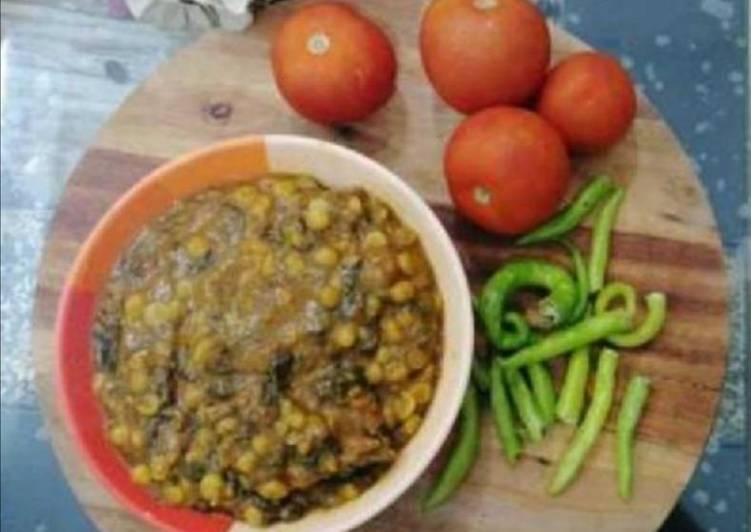 Hyderabadi Chukka Gosht/Green Sorrel Mutton Curry