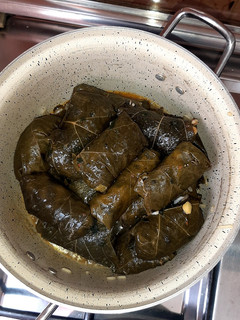 عکسی از دستور دلمه برگ مو