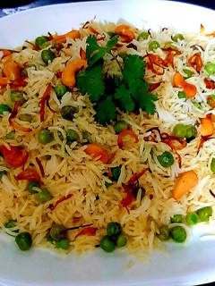 मटर पुलाव (Matar pulao recipe in Hindi) रेसिपी मुख्य फोटो
