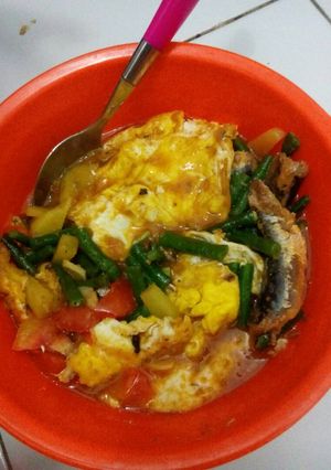 Foto resep Ikan sarden + telur ceplok, kacang panjang, kentang