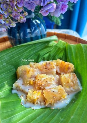 Hình của món Bánh chuối hấp dừa non.