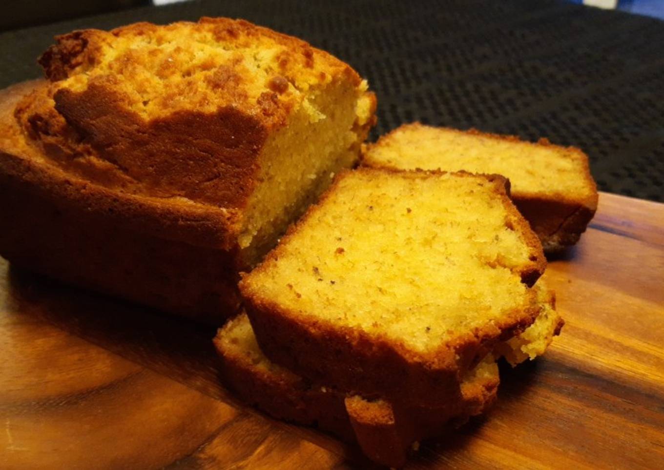 Homemade loaf banana cake