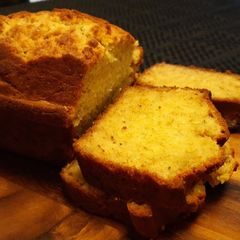 A picture of Homemade loaf banana cake.