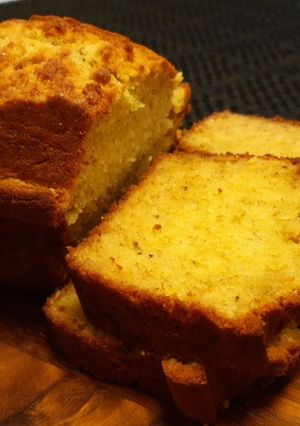 A picture of Homemade loaf banana cake.