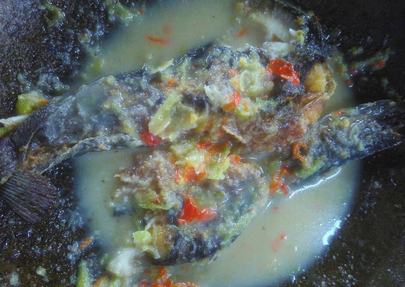 Pecel lele kuah santan