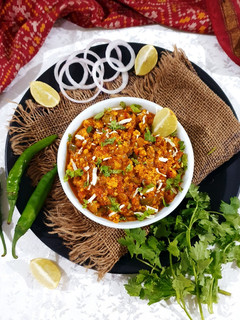 પનીર ભુરજી (Paneer Bhurji Recipe In Gujarati) રેસીપી મુખ્ય ફોટો