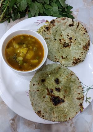A picture of Multigrain Bathua Roti.
