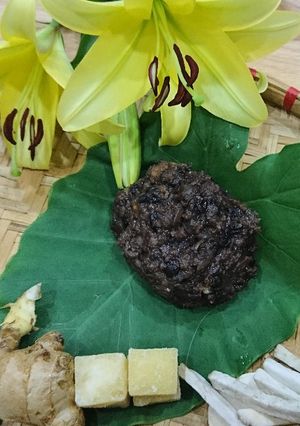 Hình của món Khoai lang khô ngào đường (khoai lang xéo).