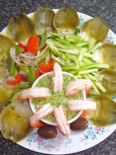 Una foto de Camarones con salsa verde