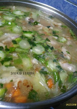 Foto resep Sup ceker oyong simple#seninsemangat