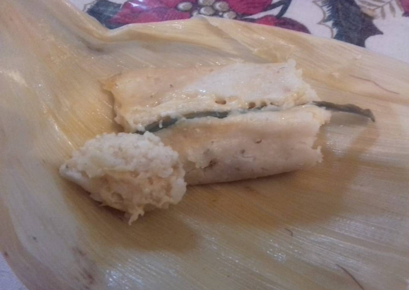 Tamales de rajas y cenizas con tequesquite para el Altar de Dolores