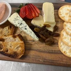 A picture of Mini Cheese Platter.