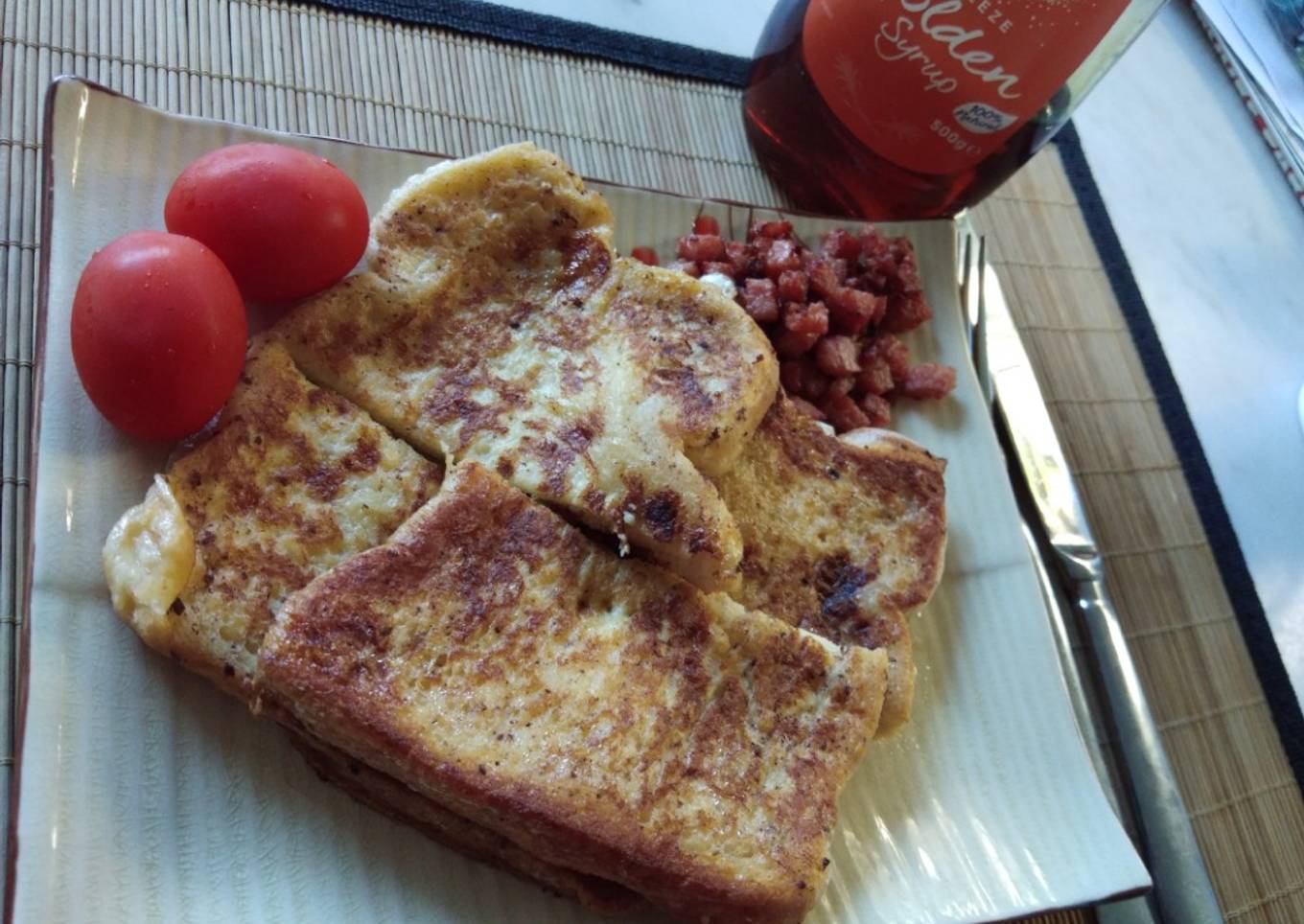 Roti Panggang Bacon (bacon French Toast)