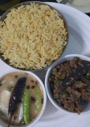 A picture of Khichdi til ka khata keema.
