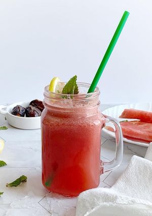 A picture of Watermelon juice.