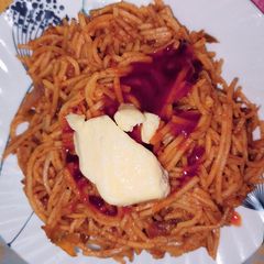 A picture of Butter cashew noodles.