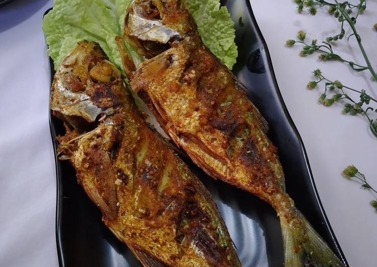  Resep  Ikan  Kembung  Goreng  oleh Selvi Maryani Cookpad