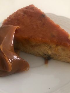 Una foto de Budín de pan dulce