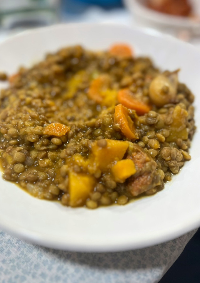 Una foto de Lentejas con chorizo de toda la vida - Receta de Batch cooking
