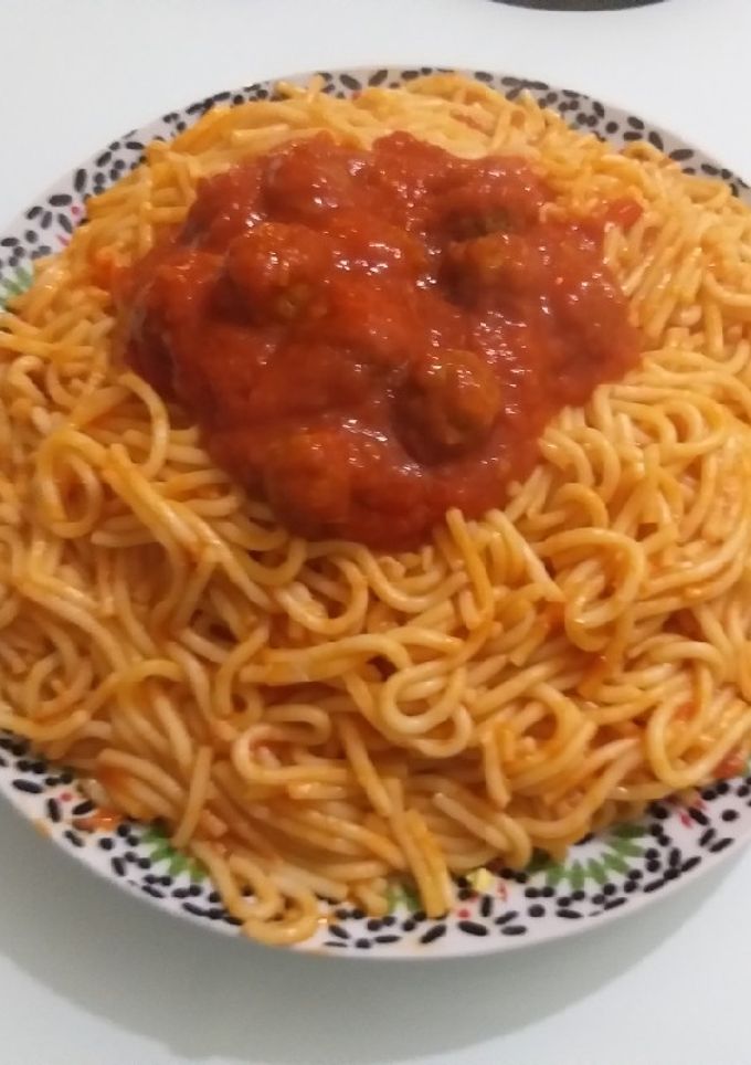 صورة لوصفة سباغيتي بالكفتة