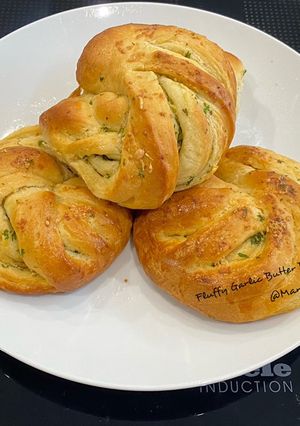 A picture of Fluffy Garlic Butter Bread.