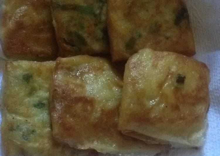 Martabak telur mini