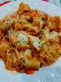 Tortelloni al ragù con carote