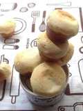 Brazilian Cheese Bread (Pão de Queijo)