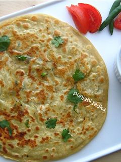 आलू पराठा (aloo paratha recipe in Hindi) रेसिपी मुख्य फोटो