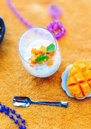 મેંગો બટરસ્કોચ પેનકોટા (Mango butterscotch Panna cotta Recipe In Gujarati) રેસીપી મુખ્ય ફોટો