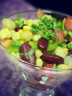 صورة لوصفة طريقة عمل سلطة الحمص والفاصوليا