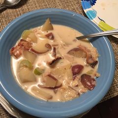A picture of Beau and Rachel’s crock pot New England clam chowder.