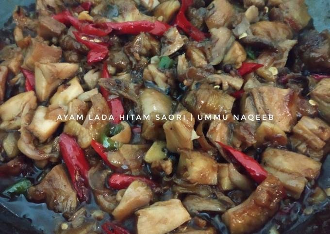 11. Ayam Lada Hitam SAORI