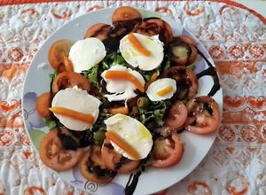Foto di Misticanza appetitosa  all'aceto balsamico
