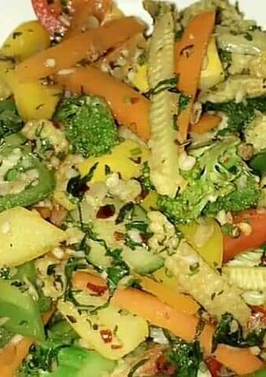 A picture of Mix veggies pickle.