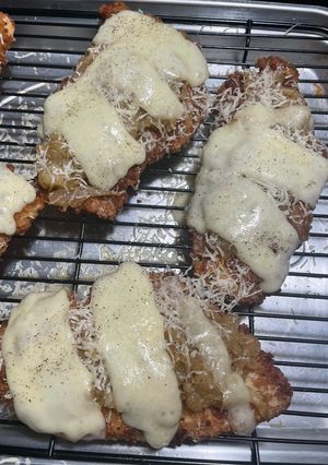 A picture of French Onion Chicken Cutlets.