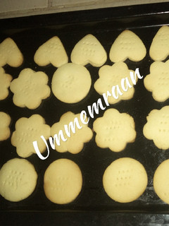 A picture of Butter cookies.