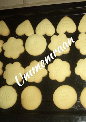 A picture of Butter cookies.