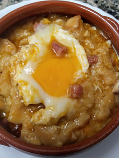 Una foto de Sopa castellana o de ajo