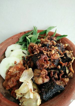 Foto resep Spesial belut (belut goreng bawang putih)🍛