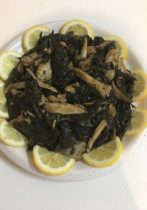 صورة لوصفة ملوخية بالدجاج 😋