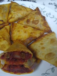 பீட்ரூட் சமோஸா (Beetroot samosa recipe in tamil) செய்முறை முக்கிய புகைப்படம்