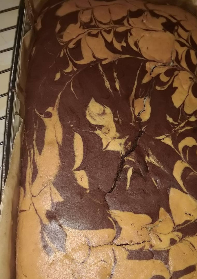 A picture of Rectangular zebra cake#4 wks challenge.