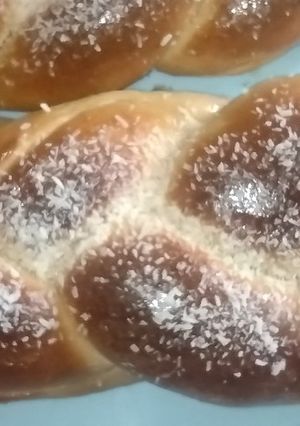 Una foto de Trenza dulce rellena económica