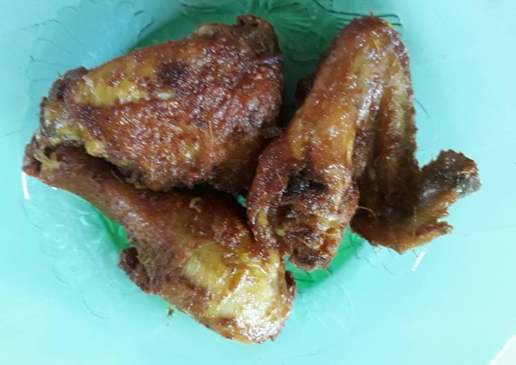 9 Resep: Ayam goreng ungkep bumbu kuning Anti Ribet!
