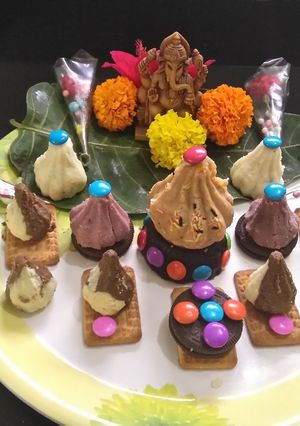 A picture of Instant biscuit Modak.