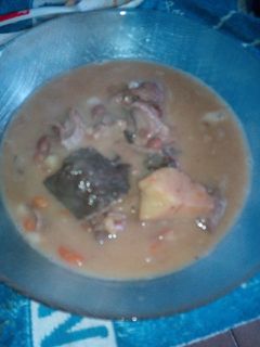 Una foto de Alubias con morcilla y tocino